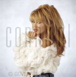 13-02-2002 Patricia Paay at studio in Amsterdam, by order of La Paay Cosmetics. February 13, 2002. 

[keywords]Posed, Eyecontact, Half Length[/keywords]